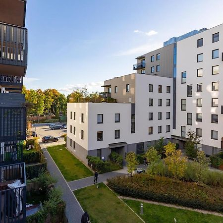 Warsaw Ulrychow Apartment With Parking By Renters Exterior foto