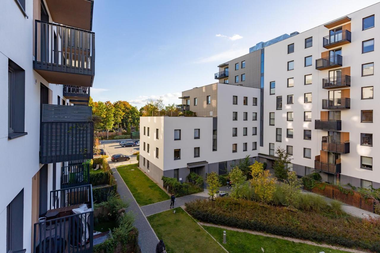 Warsaw Ulrychow Apartment With Parking By Renters Exterior foto